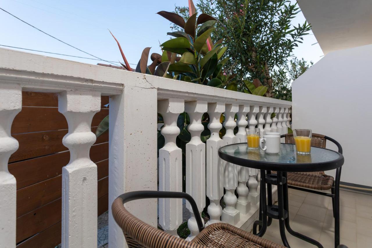 Mare Blu Studios & Suites Laganas Esterno foto
