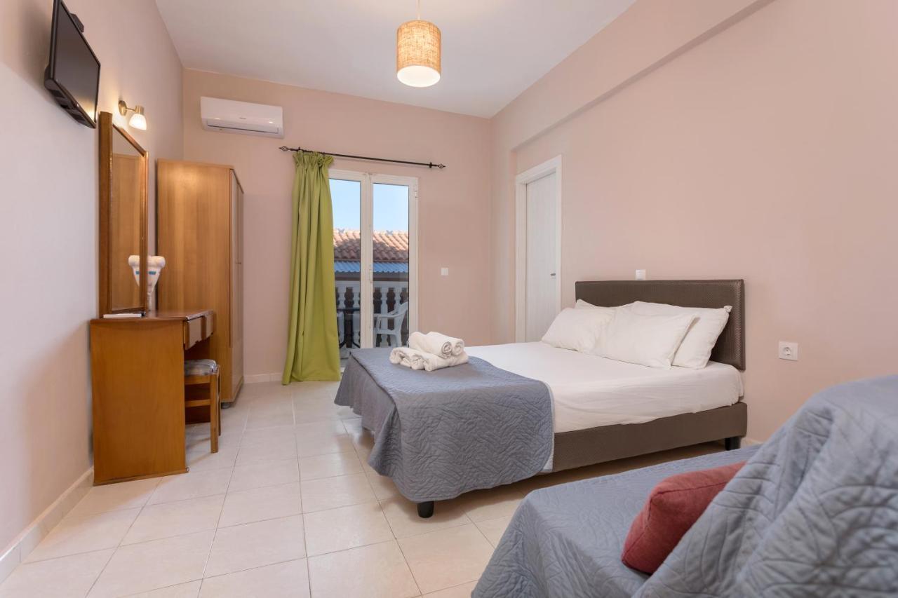 Mare Blu Studios & Suites Laganas Esterno foto