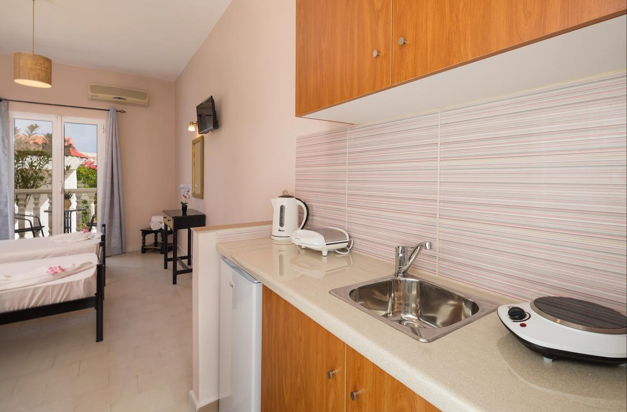 Mare Blu Studios & Suites Laganas Esterno foto