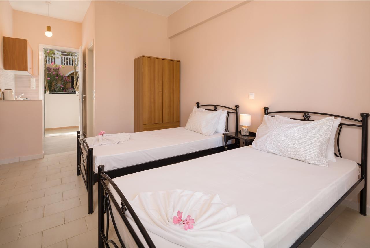 Mare Blu Studios & Suites Laganas Esterno foto