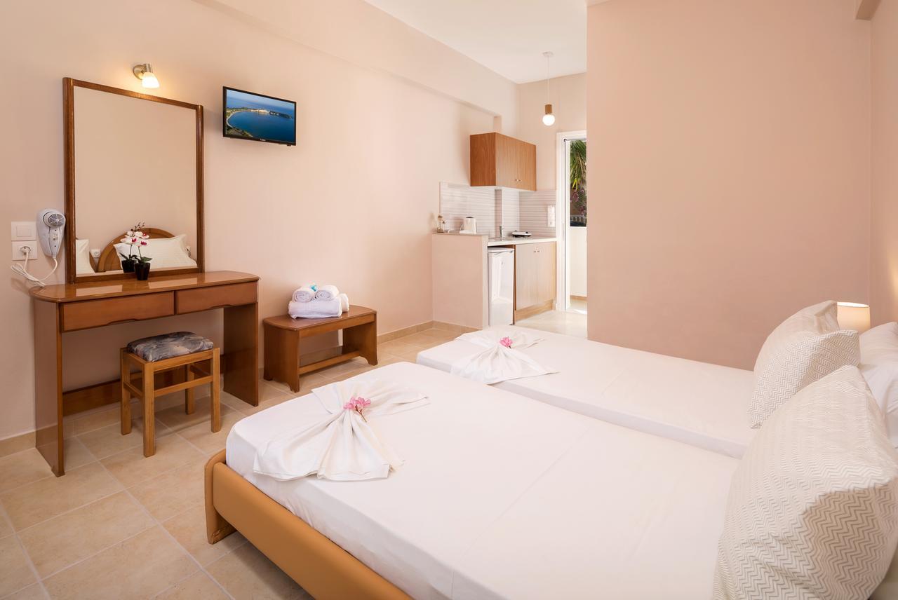 Mare Blu Studios & Suites Laganas Esterno foto
