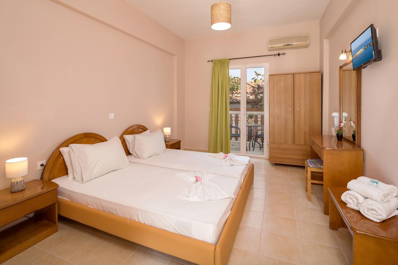 Mare Blu Studios & Suites Laganas Esterno foto