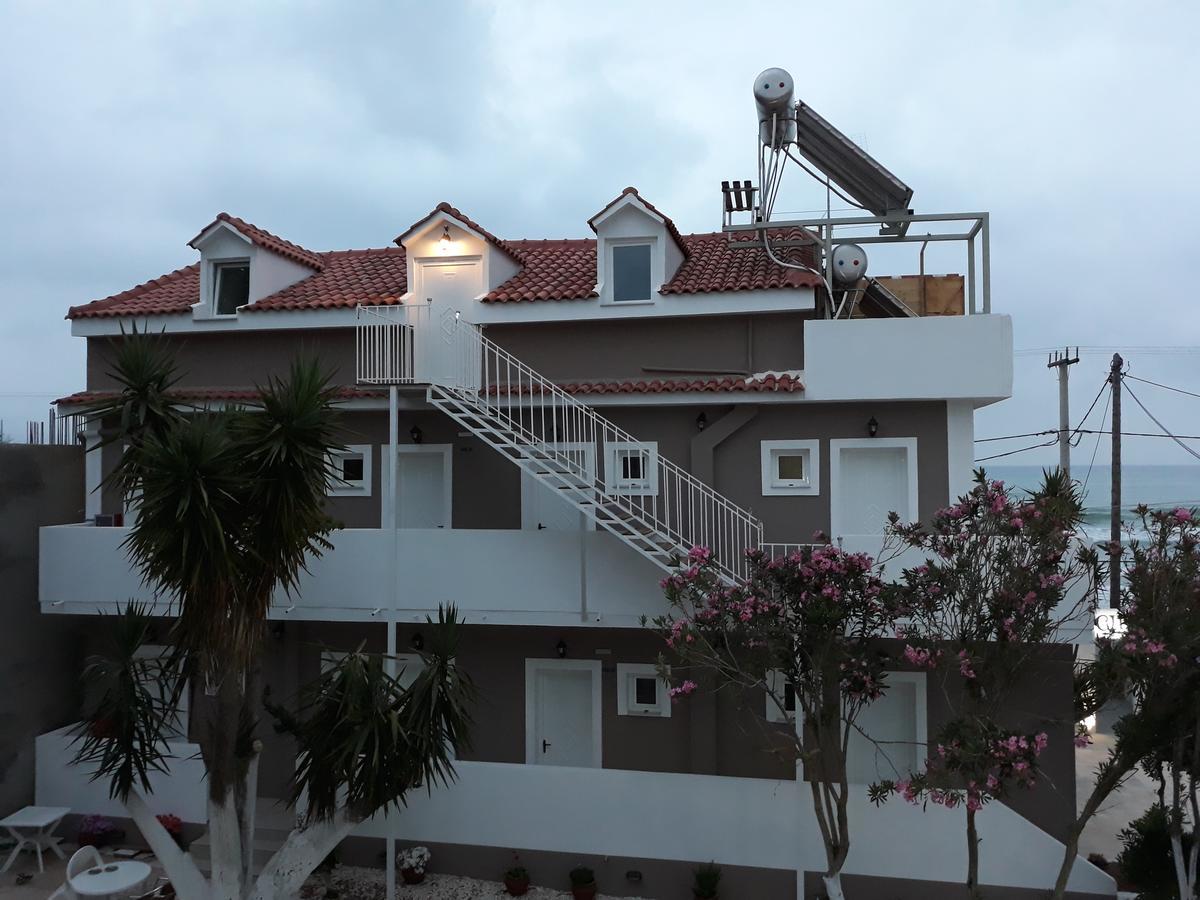 Mare Blu Studios & Suites Laganas Esterno foto