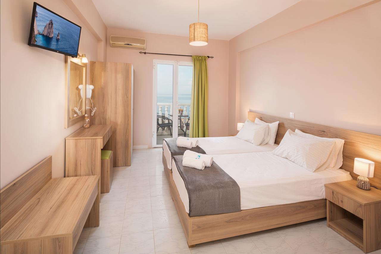 Mare Blu Studios & Suites Laganas Esterno foto